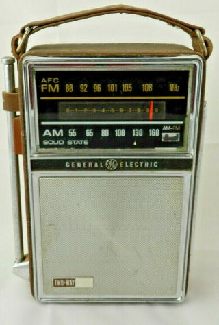 Vintage Ge Portable Radio Am/fm 2way Power General Electric 7 - 2877f Parts/repair