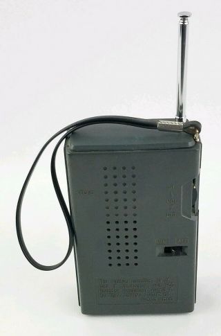 Vintage Realistic Jetstream Mini AM VHF Portable Radio Sliver Face 2