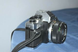 Vintage Olympus OM - 10 35mm SLR film camera w Zuiko Auto - S 50mm f/1.  8 1:1,  8 lens 2