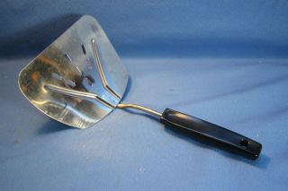Vintage Foley Stainless Steel Wide Slotted Turner Curved Spatula Flipper Lifter