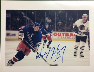 Wayne Gretzky Signed Ny Rangers Blue Jersey 8x10 Photo