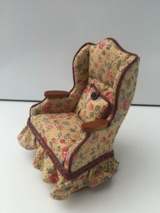 VINTAGE UPHOLSTERED ROCKING ARMCHAIR CHAIR DOLLS HOUSE DOLLHOUSE FURNITURE 2