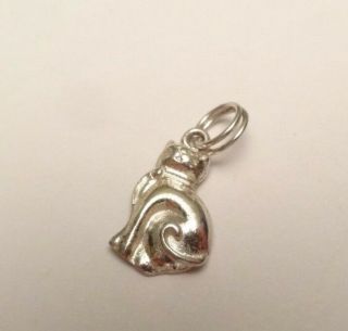 VINTAGE SITTING KITTY CAT PET LOVER CHARM PENDANT STERLING SILVER 925 3
