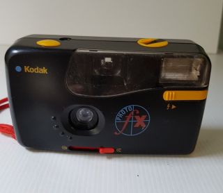 Vintage Retro Kodak Photo Fx 35 Mm Camera With Strap Built - In Flash Yellow