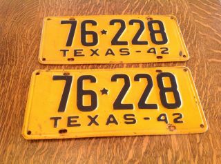 1 Pair 1942 Texas License Plates 76 - 228 Barn Find