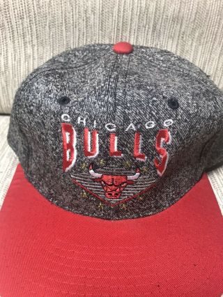 Vintage Starter Nba Chicago Bulls Snapback Hat 2