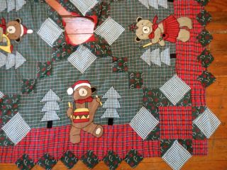 Vintage Green & Red Quilted Patchwork Christmas Tree Skirt & Runner Handmade