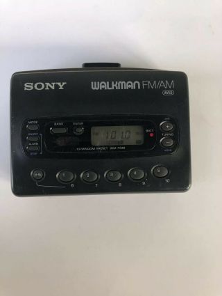 Vintage Sony Walkman Wm - Fx28 Tape Cassette Fm/am Radio Mega Bass Digital