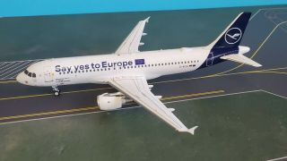 Jfox Models 1:200 Airbus A320 - 271n Lufthansa D - Ainn (with Stand)