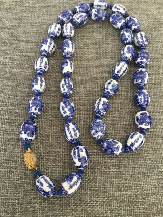 Vintage Estate Blue White Hand Painted Asian Oval Glass Bead Necklace