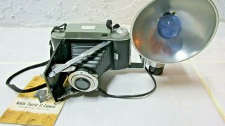 Vintage 1950s Kodak Tourist Ii Camera W/ Flash & Bulb