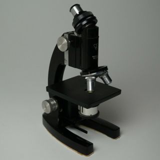 Vintage Bausch & Lomb Optical Education Microscope Black Metal Adjustable Mag