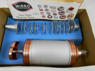 Vintage Mirro Cooky & Pastry Press Model 358 Am,  12 Discs 3 Tips,  Usa,  Cookie