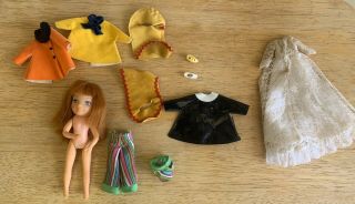 Vtg 60s Uneeda Tiny Teens Doll W/ Clothes Mod Raincoat 1967