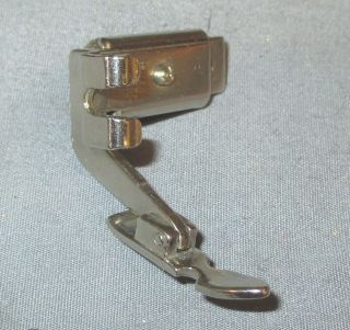 Vintage Singer Adjustable Zipper Slant Shank Foot 161166 301 401 403 404 500 503