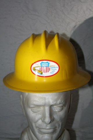 Vintage Bullard Hard Boiled Union Pacific Railroad Safety Yellow Hard Hat