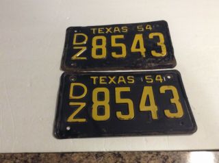 Good Vintage 1954 Matching Set Of Texas License Plates (dz 8543)