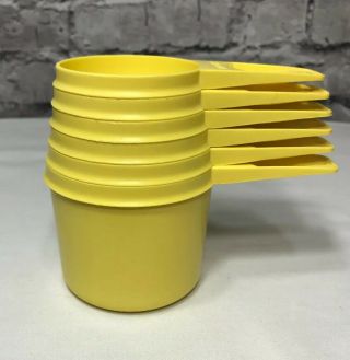 TUPPERWARE Vintage Yellow Set of 6 Nesting Measuring Cups 2