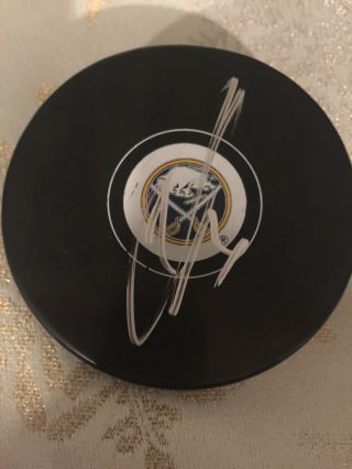 JEFF SKINNER 53 SIGNED AUTOGRAPHED BUFFALO SABRES PUCK 3
