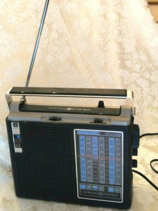 Vintage General Electric Series Am Fm Portable Radio Weather 8 Band Solid State