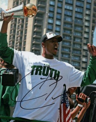 Paul Pierce Signed Autographed 8x10 Photo Celtics Championship Parade W/ Jsa