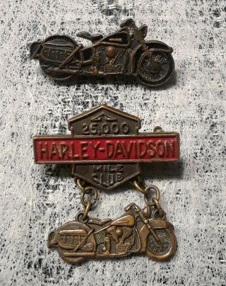 Harley Davidson 25,  000 Mile Pin And Harley Pin.