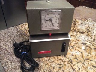 Lathem Model 2121 Analog Vintage Time Clock Time Recorder