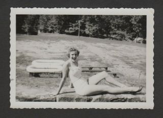Lqqk Vintage 1950s,  Lean Leggy Girl Next Door Bathing Suit Beauty 6