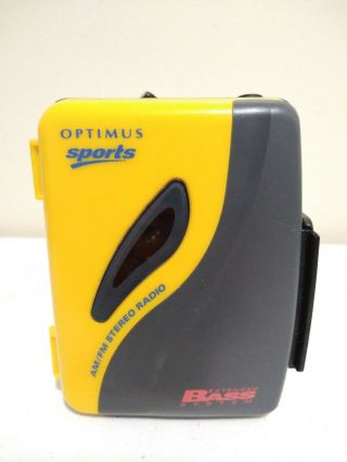 Optimus Sports Scp - 90 Am/fm Stereo Portable Tape Cassette Walkman Radio Vintage.