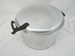 Vintage Mirro 16 Qt.  Aluminum Stovetop Pan With Lid