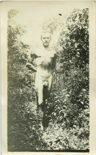 Found Photo Male Nude 1940s Gay Interest Risque Snapshot Vtg