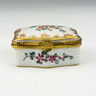 Vintage Limoges Paris Porcelain - Hand Painted & Gilded Pill Or Trinket Box