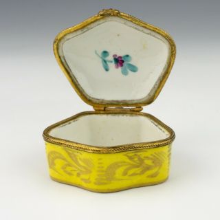 Vintage Limoges China - Hand Painted & Gilded Yellow Glazed Pill Box 2