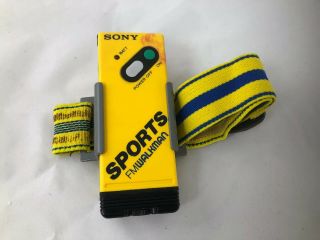 Vintage Sony Sports Fm Walkman Srf - 5 Stereo Srf5 Receiver W/ Strap