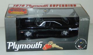Ertl American Muscle Boxed 1970 Plymouth Superbird Black 1:18 Scale