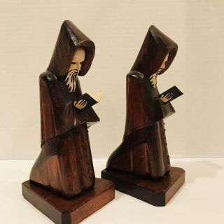 Vintage Hand Carved Wooden Monk Priest Gothic Catholic Rosary Bookends 9.  25 