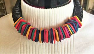 Vintage Wooden Choker Necklace with Colorful Squares and Black Discs 3