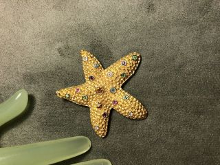 Vintage 2 1/2 " Goldtone Multi Color Rhinestone Starfish Beach Themed Pin A7