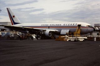 35mm Colour Slide Of China Airlines Boeing 767 - 203 B - 1836 At Everett