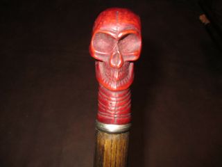 Mw.  862: Vintage Red Skull On Ash Wood Shaft Walking Stick Cane Zombie