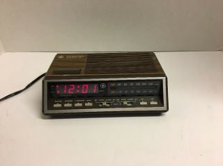Vintage Ge Alarm Clock Radio,  2 Wake Times,  Great