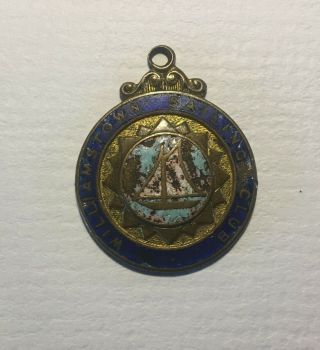 Vintage Williamstown Sailing Club Melbourne Enamel Badge Melbourne