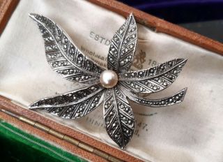 Vintage Art Deco Jewellery Silver Marcasite Pearl Flower Brooch Scarf Shawl Pin