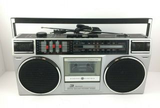 Vtg General Electric Ge Model 3 - 5455a (parts Only) Am/fm Radio Cassette Boombox