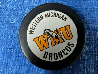Western Michigan Broncos Ccha Hockey Game Puck Blank Reverse Cz3 Slug