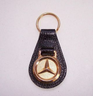 Vintage Gold Tone Mercedes Benz Car Key Ring On Black Leather