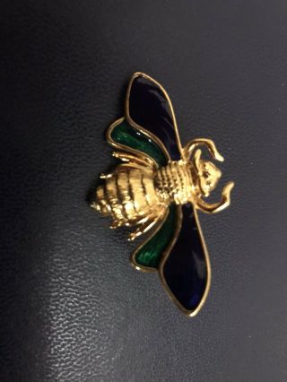 Vintage Goldtone And Enanel Bumble Bee Pin