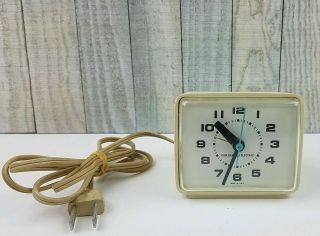 Vintage Ge General Electric Table Alarm Clock Beige Model 7369 Made In Usa