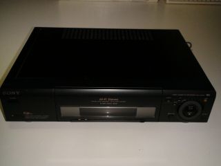 Sony Slv - 975hf Vhs 4 Head Vintage Vcr Player Recorder - Perfectly