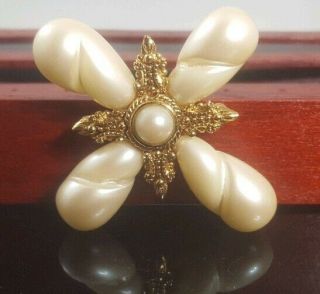 Vintage Givenchy Gold Tone With Faux Pearls Brooch / Pin